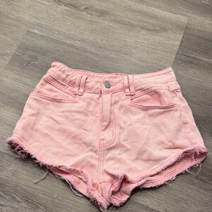 Trendy Pink Frayed Hem Jean Shorts